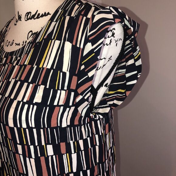 ANN TAYLOR FACTORY Blouse - S - Scoop Neck, Turn-Back Arm Opening, Curved - Picture 9 of 11